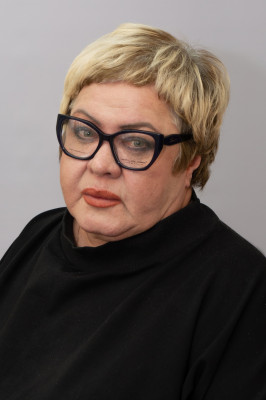учитель-дефектолог Бирюкова Елена Николаевна учитель-дефектолог Бирюкова Елена Николаевна